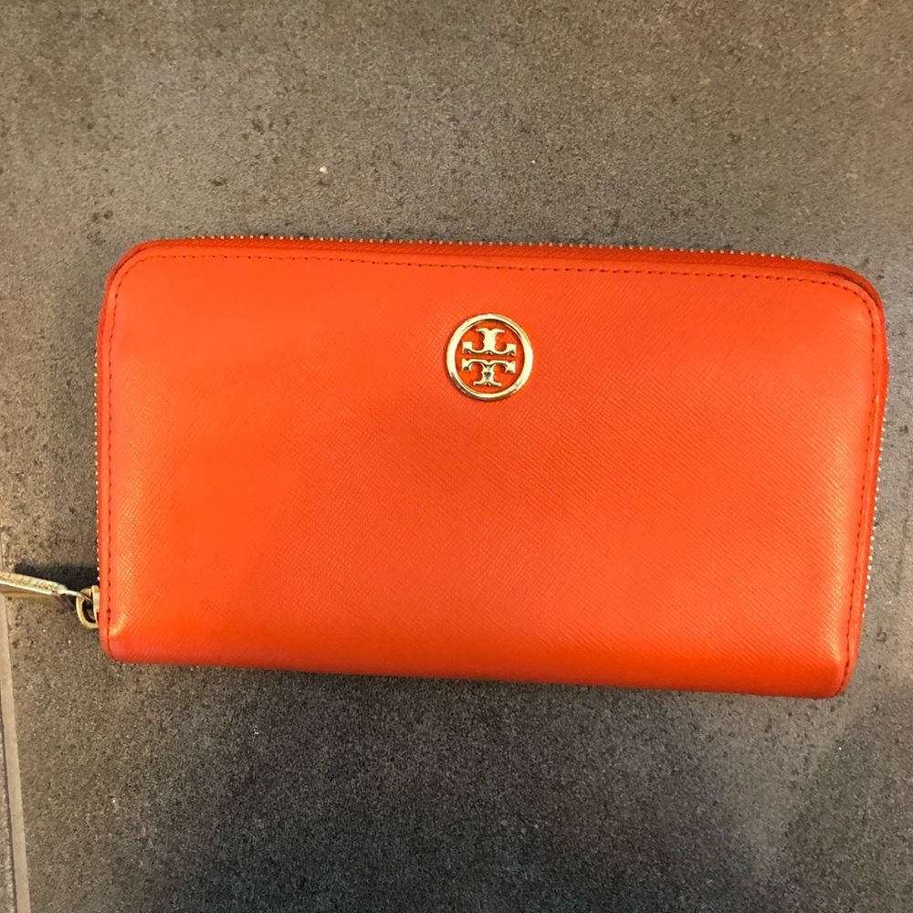 Tory Burch Robinson Zip continental wallet